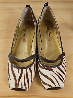 Poetic License London Desert Star Cowhide Leather Upper Zebra Pattern Sz. 8.5
